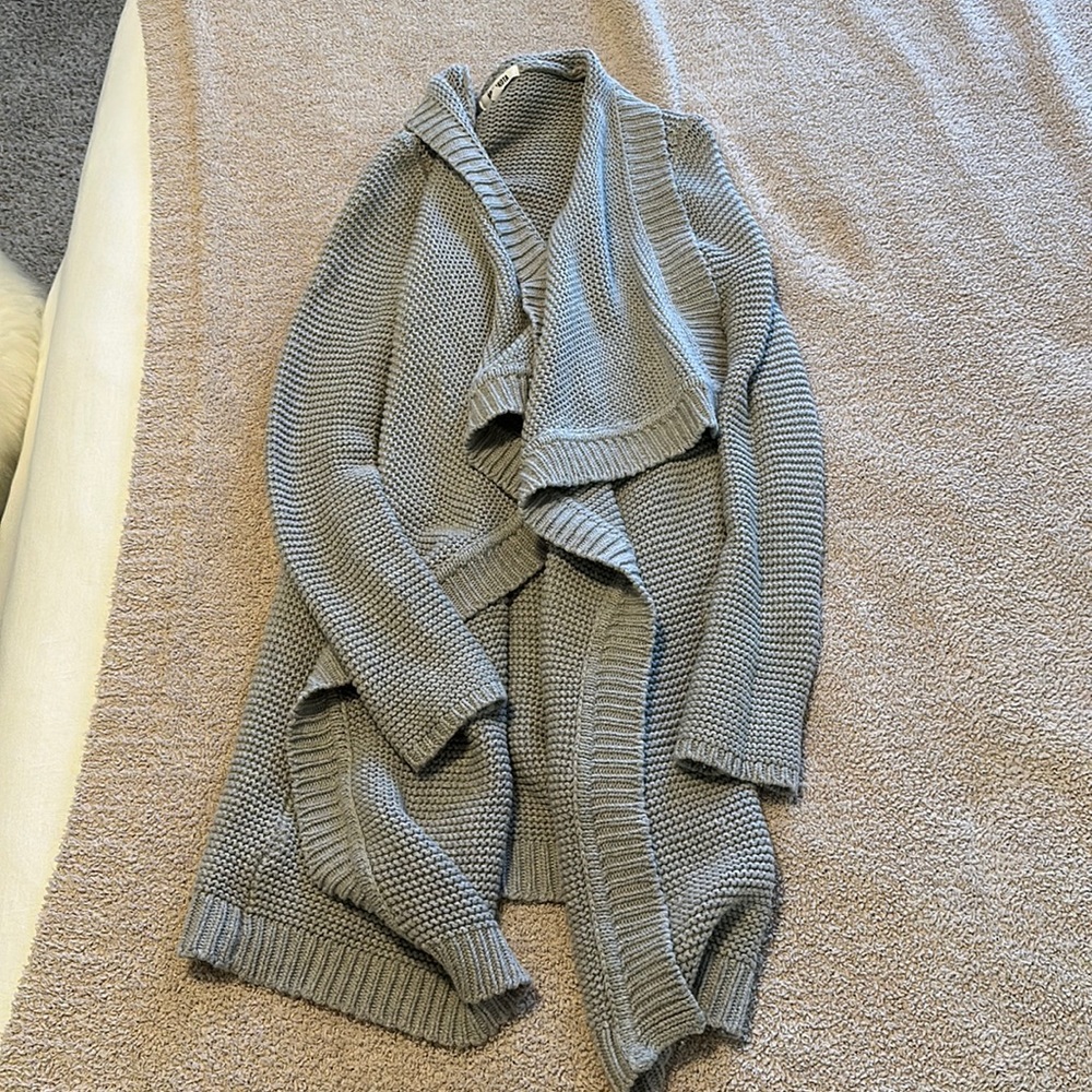 Bb Dakota Sweater